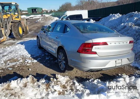 2018 Volvo S90 T6 Inscription z USA, uszkodzony, nr VIN LVY992ML4JP007001